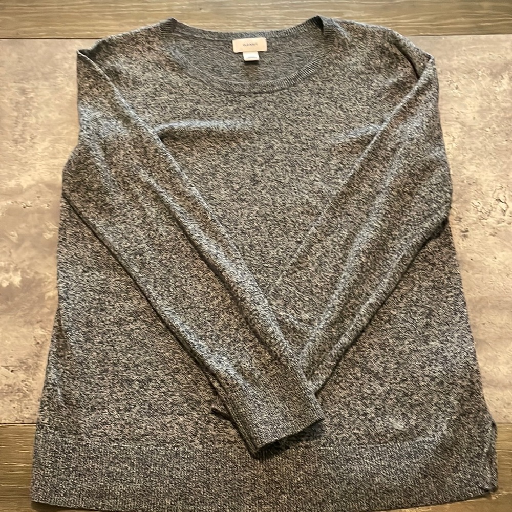 Old Navy gray sweater